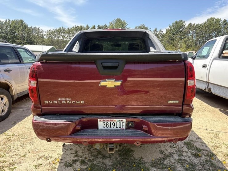 2007-chevrolet-avalanche-truck-image-7