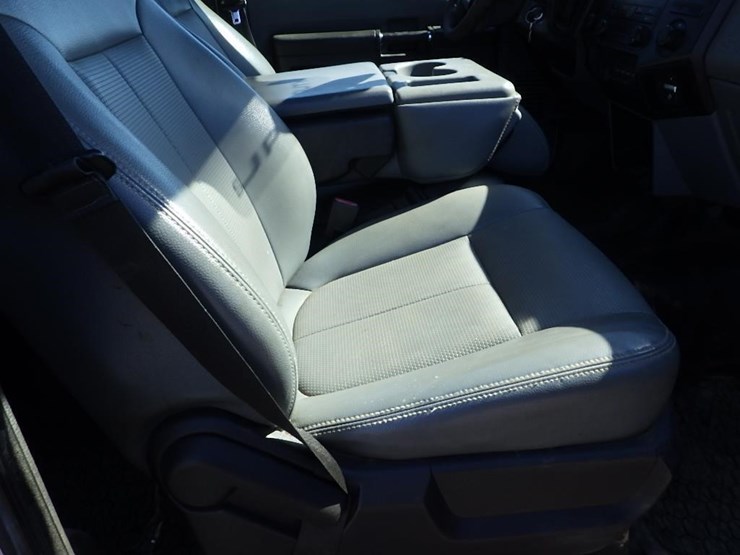 2014-ford-f350-image-26
