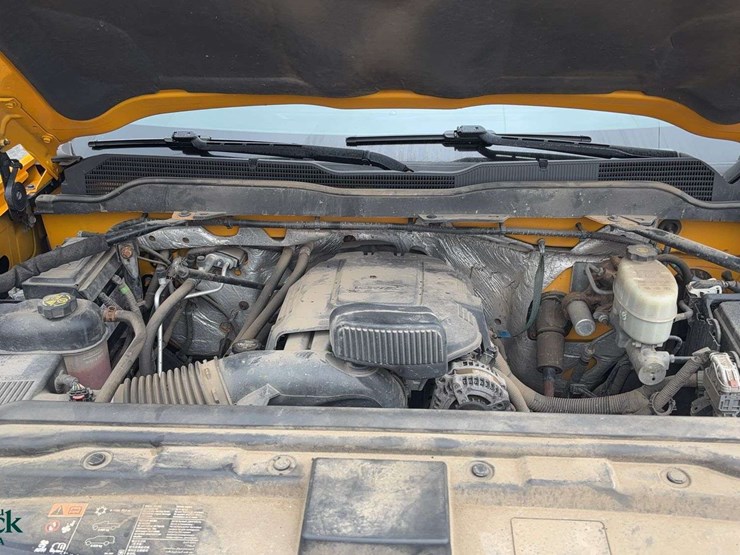 2016-chevrolet-silverado-3500hd-image-21