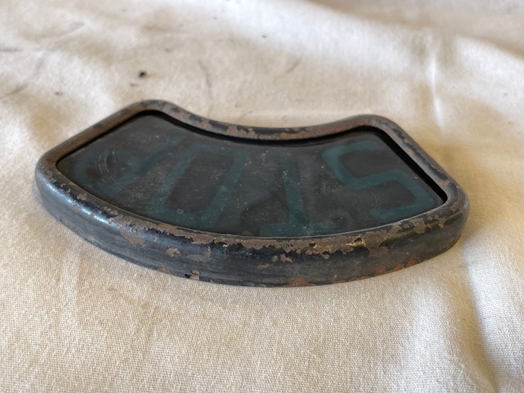 #5396-•-lot-of-vintage-auto-parts-(las-cruces,-nm)-image-24