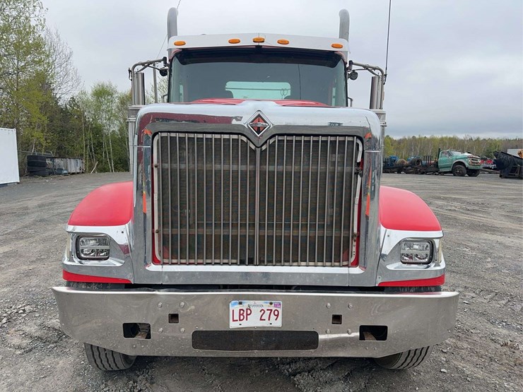 2015-international-9900i-image-2