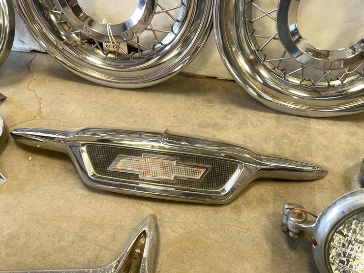 #5401-•-huge-lot-of-classic-car-parts-(las-cruces,-nm)-image-10