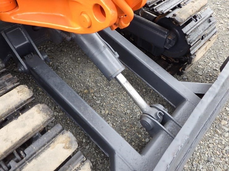 kubota-kh030-image-27