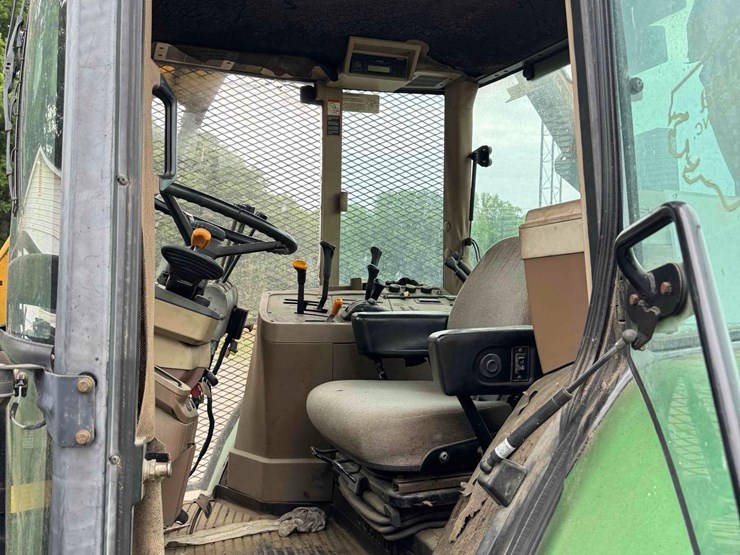 2000-john-deere-7410-image-21