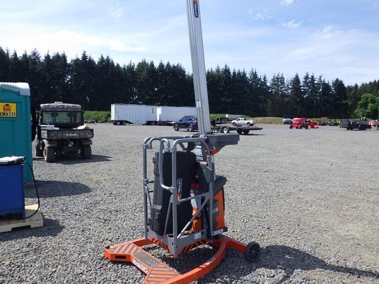jlg-liftpod-image-3