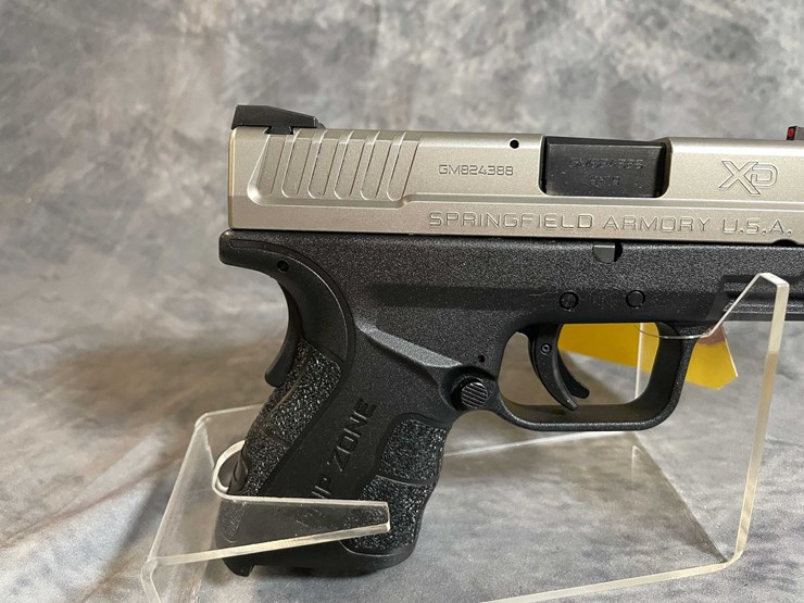 #10329-•-springfield-xd-9mm-luger-pistol,-sn:-gm824388-image-4