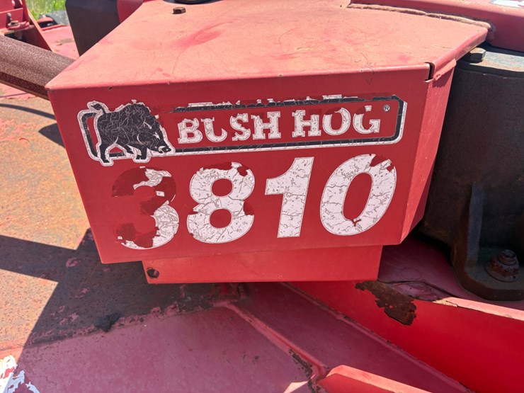 bush-hog-3810-image-9