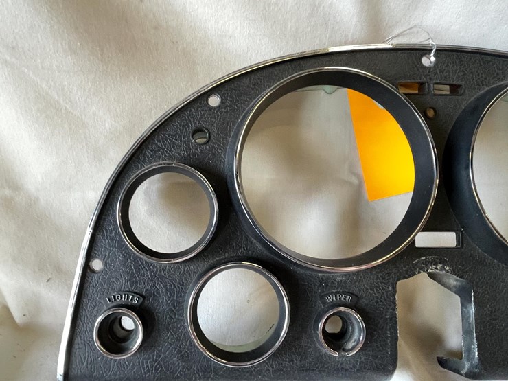 #5375-•-corvette-instrument-cluster-bezel-(las-cruces,-nm)-image-3