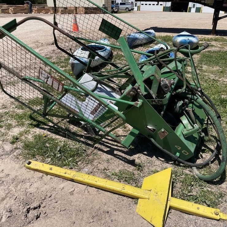 JOHN DEERE 40