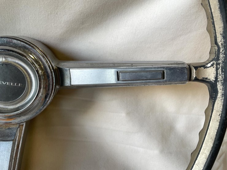 #5349-•-chevelle-steering-wheel-with-horn-ring-(las-cruces,-nm)-image-4