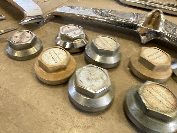 #5401-•-huge-lot-of-classic-car-parts-(las-cruces,-nm)-image-18