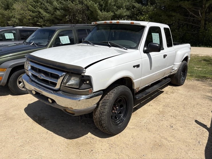 2000-ford-ranger-xlt-image-1