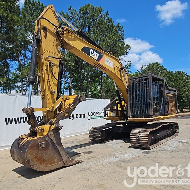 2016 CATERPILLAR 323FL