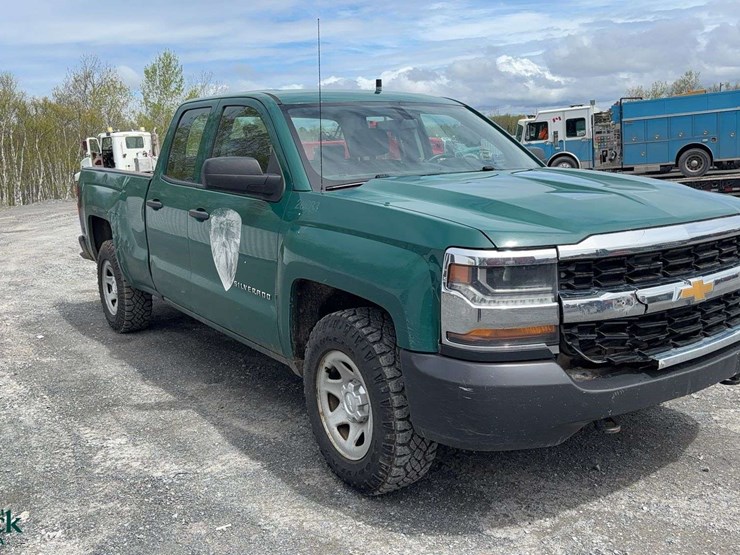 2017-chevrolet-silverado-1500-image-7