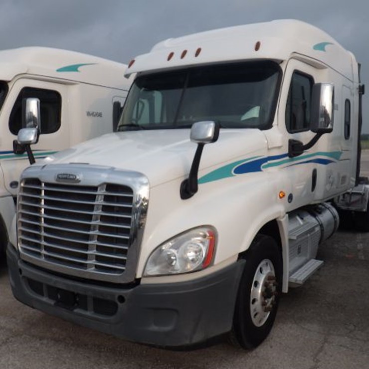 2017 FREIGHTLINER CASCADIA 125