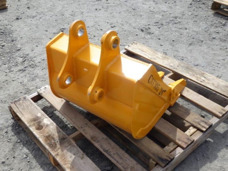 caterpillar-305-image-3