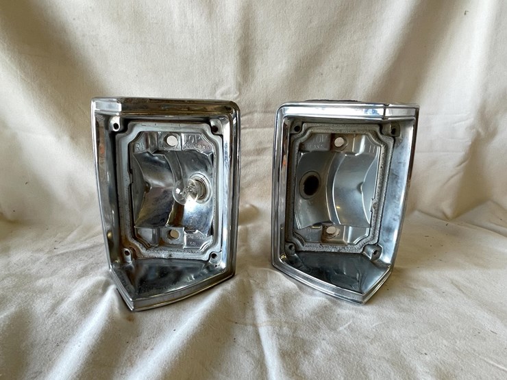 #5395-•-tail-lights,-pair-of-1/4-panel-scallops-(las-cruces,-nm)-image-18