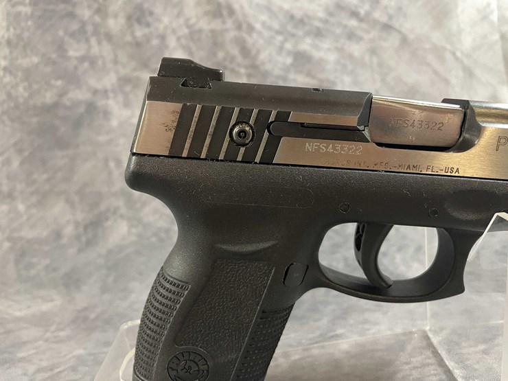 #10299-•-taurus-pt145-pro-45-auto-pistol,-sn:-nfs43322-image-4