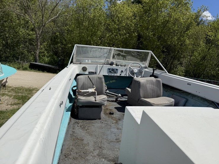 1970-steury-18'-run-about-boat-&-trailer-image-8