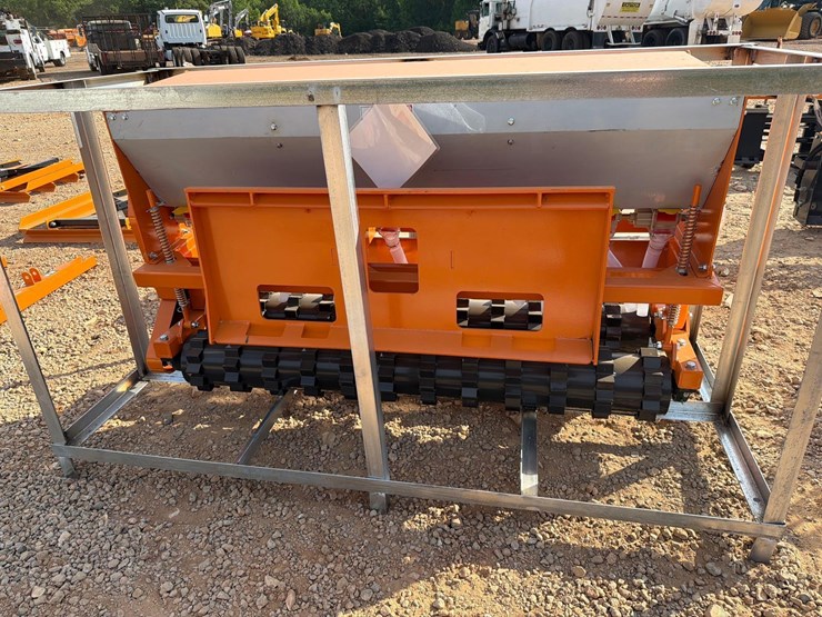 unused-landhonor-no-till-seed-drill-image-2