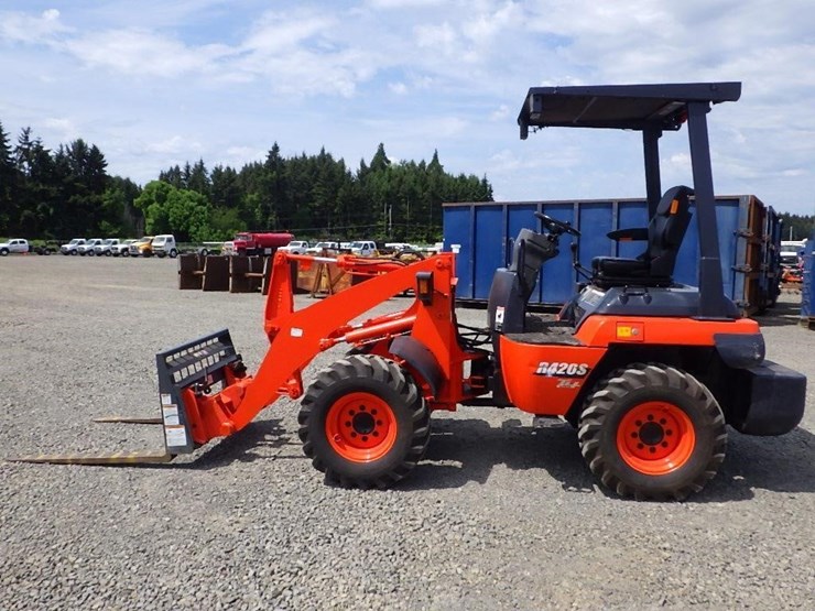 kubota-r420st-wheel-loader-image-8