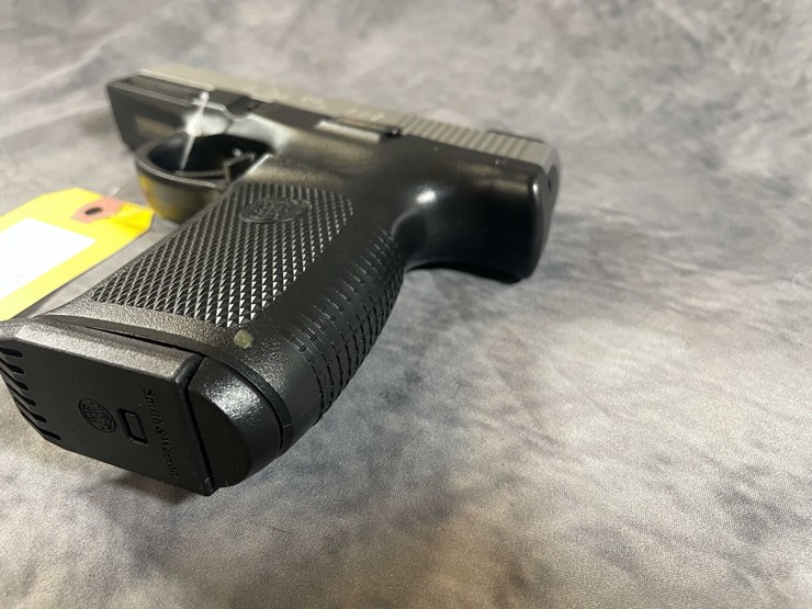 #10302-•-smith-&-wesson-sd9ve-9mm-luger-pistol,-sn:-pdy0420-image-10