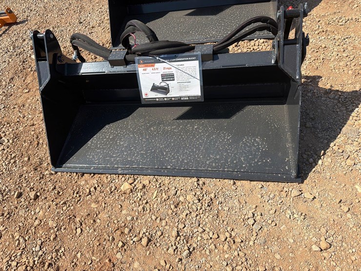 unused-wolverine-48"-mini-skid-steer-combination-bucket-image-1