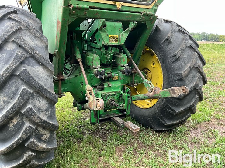 1971-john-deere-4320-image-11