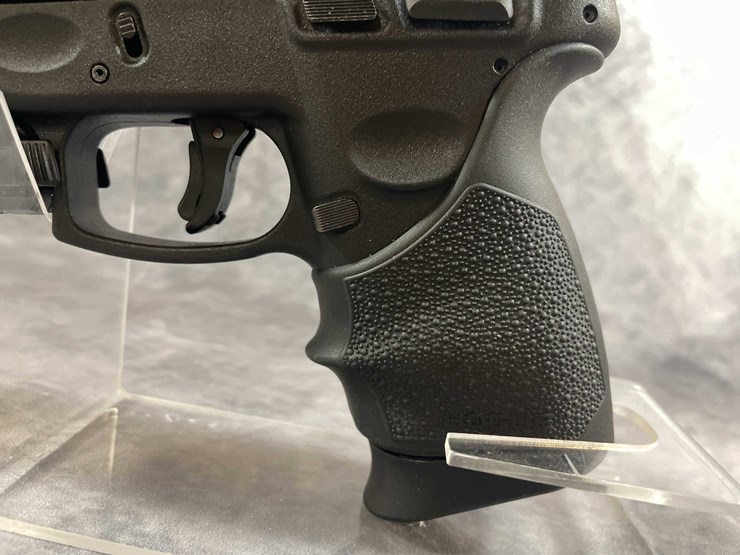 #10293-•-taurus-g2c-compact-40-s&w-pistol,-sn:-ada833873-image-13