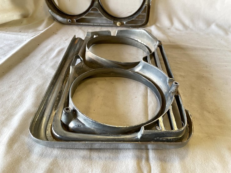 #5389-•-buick-skylark-gs-headlight-bezels-(las-cruces,-nm)-image-18