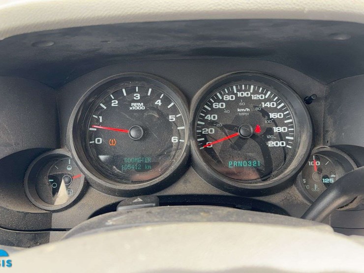 2011-chevrolet-silverado-1500-image-13