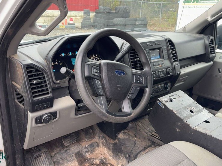 2016-ford-f150-image-17