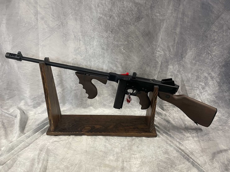 #10331-•-thompson-1927-a1-tommy-gun-deluxe-45-auto-semi-auto-rifle,-sn:-kpc0928-image-2