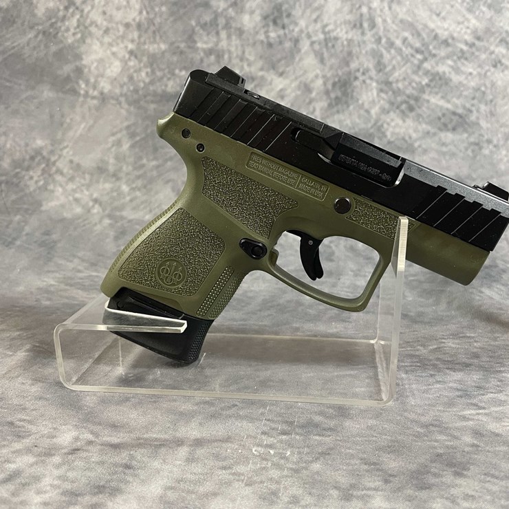 #10289 • Beretta APX-A1 Carry 9mm Luger Pistol, SN: AXC181596