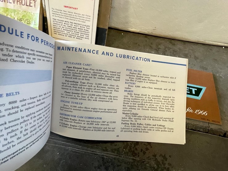 #5411-•-vintage-ford,-gm,-and-chevrolet-owner's-manuals-(las-cruces,-nm)-image-12