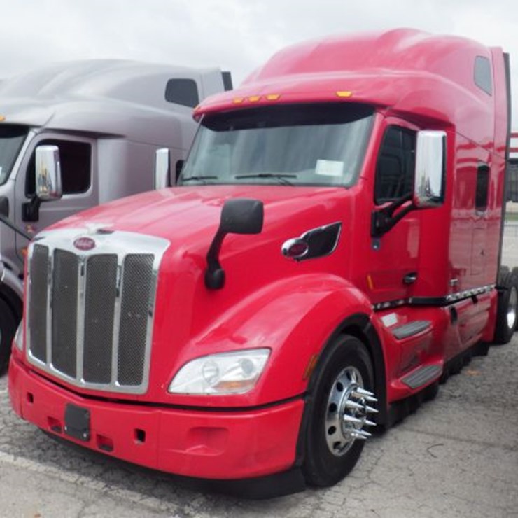 2021 PETERBILT 579