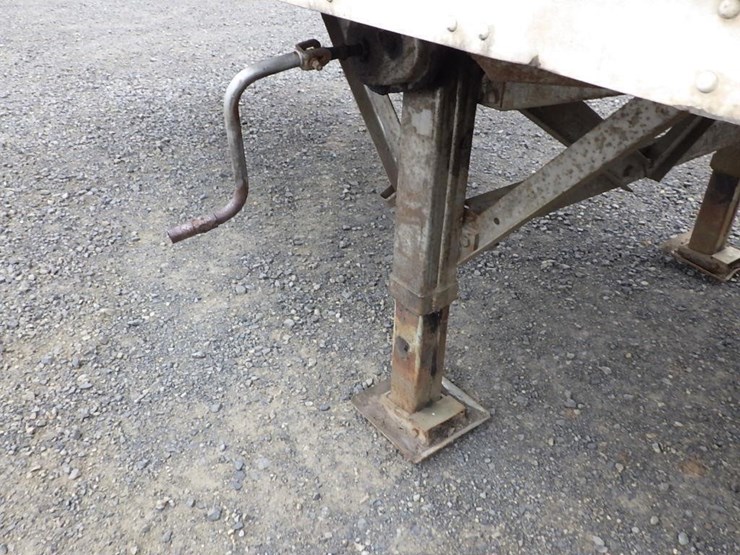 fruehauf-trailer-image-10