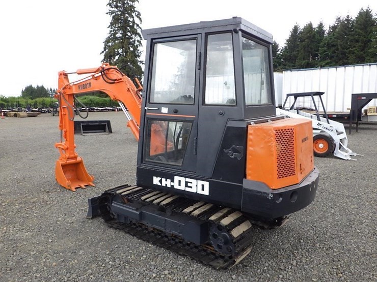 kubota-kh030-image-6
