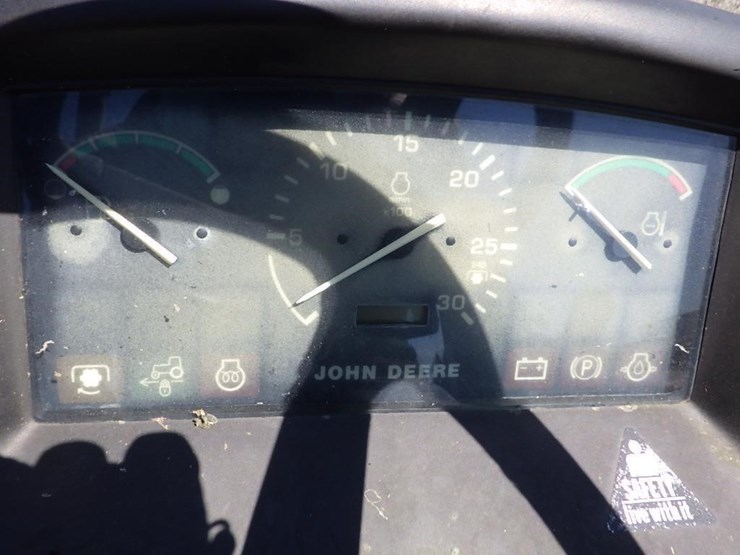 john-deere-4600-image-23