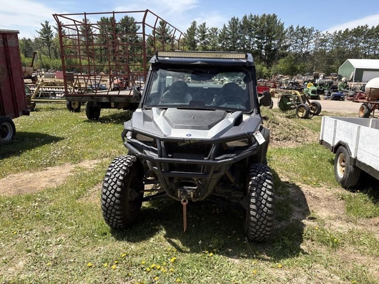 2020-general-polaris-image-2