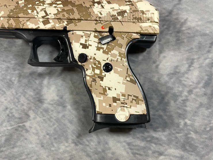 #10313-•-hi-point-firearms-c9-9mm-luger-pistol,-sn:-p10195326-image-6