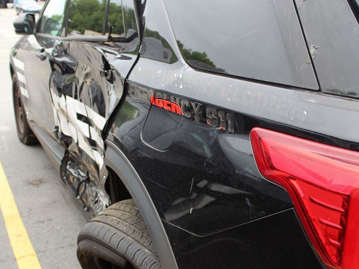 2021-ford-explorer-image-12