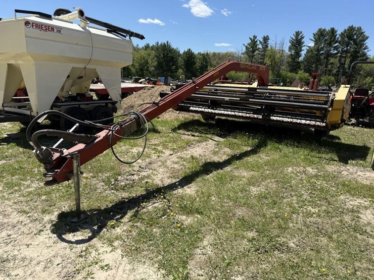 new-holland-1475-image-1