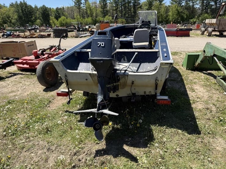 1990-sylvan-pro-fisherman-16'-boat-image-6