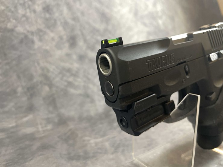 #10293-•-taurus-g2c-compact-40-s&w-pistol,-sn:-ada833873-image-9