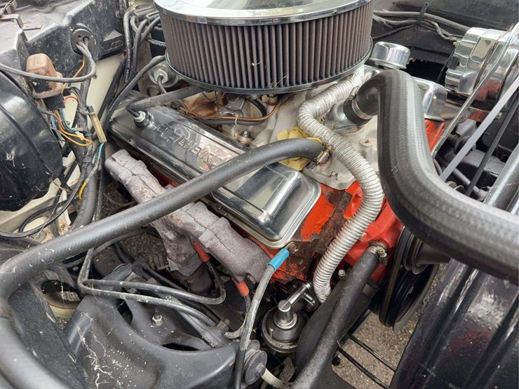 1961-chevrolet-impala-image-32