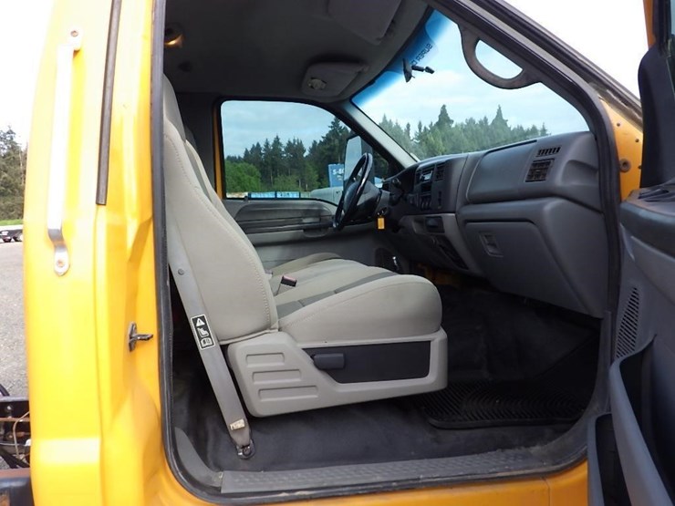 2009-ford-f650-image-31