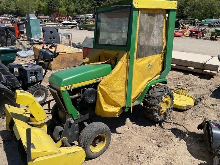 john-deere-312-image-1