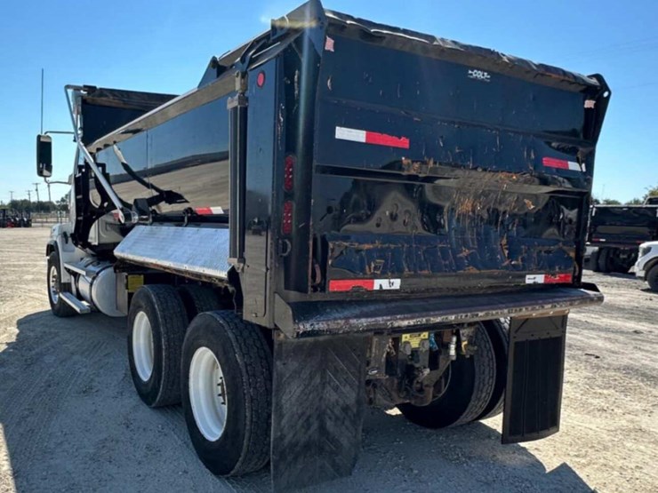2022-western-star-dump-truck-image-13