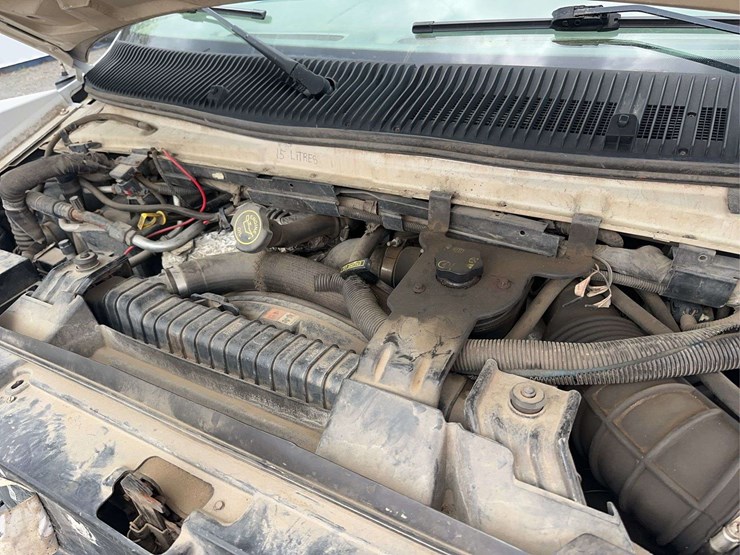 2004-ford-e450-image-23